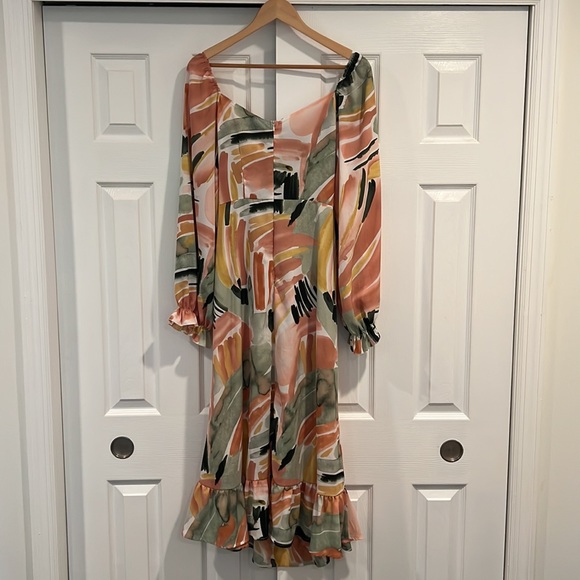 SHEIN Abstract Maxi Dress - Picture 2 of 3